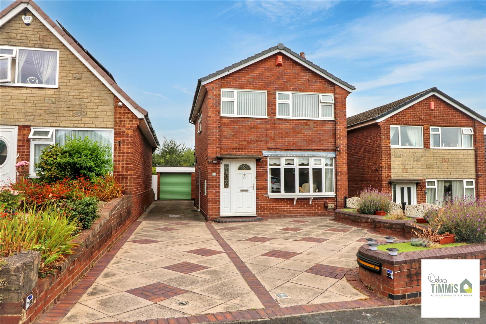 3 bed property in Fairhaven Grove, Stoke-On-Trent